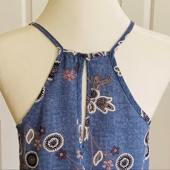 Paper Crane Top Blue Floral V-Neck Spaghetti Strap Top Size Small - Picture 5 of 11